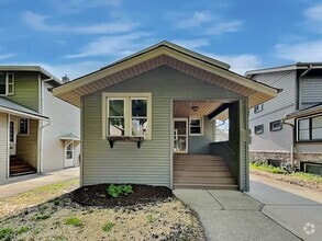 Building Photo - 860 Carpenter Ave