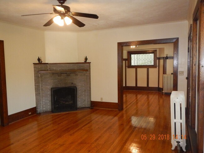 Foto del edificio - 721 Allen St