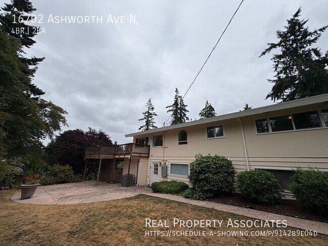 Foto del edificio - 16702 Ashworth Ave N