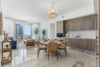 Building Photo - 17550 Collins Ave