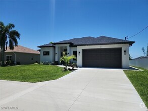 Building Photo - 316 Jacaranda Pkwy E