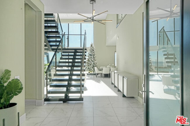 Foto del edificio - 20306 Willoughby Ln