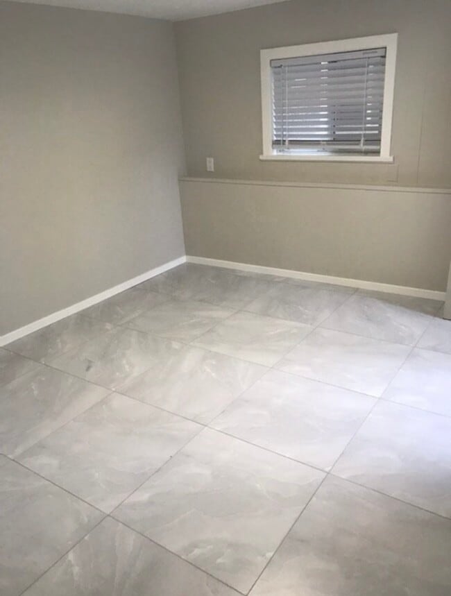 Photo du bâtiment - 2125 W 45th Ave