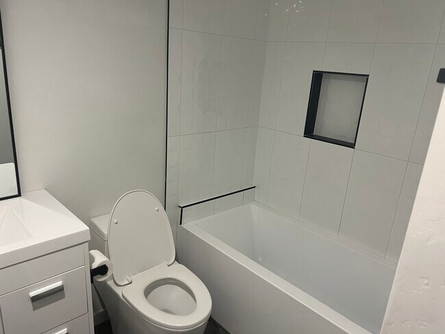 Foto del edificio - 233 E Center St