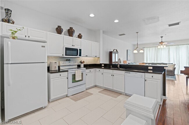 Foto del edificio - 941 Hampton Cir