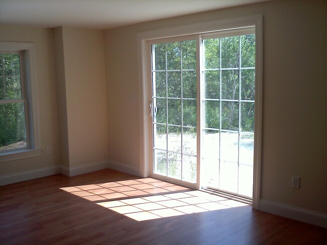 Livingroom Patio door - 1A Pleasant Ridge Rd