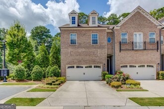 Building Photo - 1450 Edgebrook Ct NE