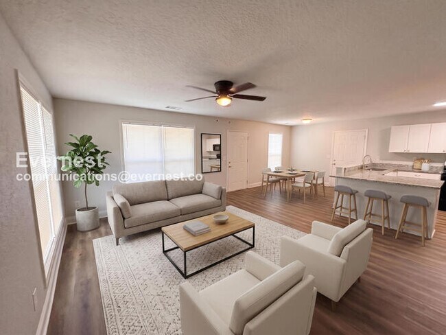 Foto del edificio - 114 Blanton Ave