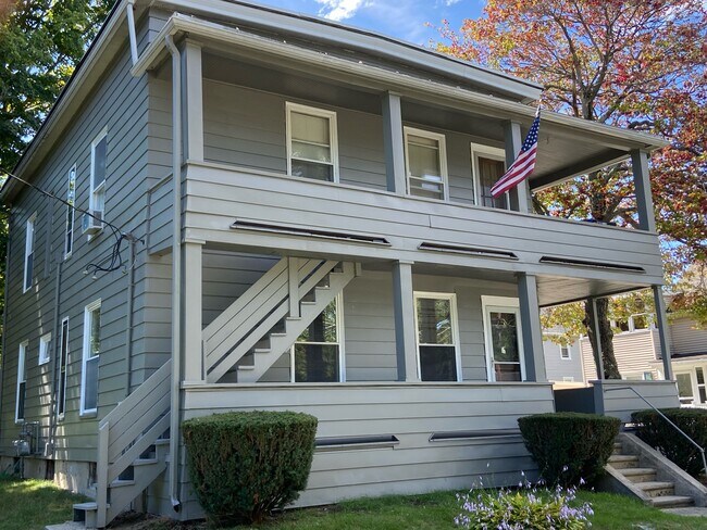 Foto del edificio - 278 Franklin Rd