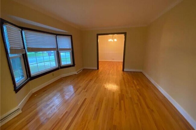 Foto del edificio - 2904 Evergreen Ct