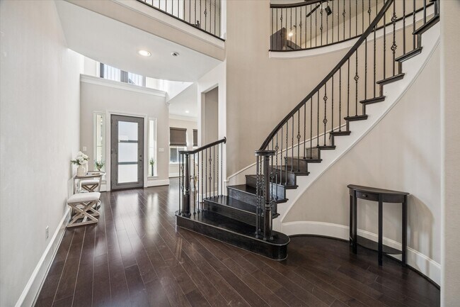 Foto del edificio - 618 Pink Azalea Trail