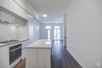 Building Photo - 9 Steckley House Ln