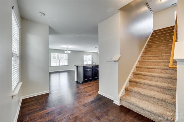 Building Photo - 9539 Kendall Dr