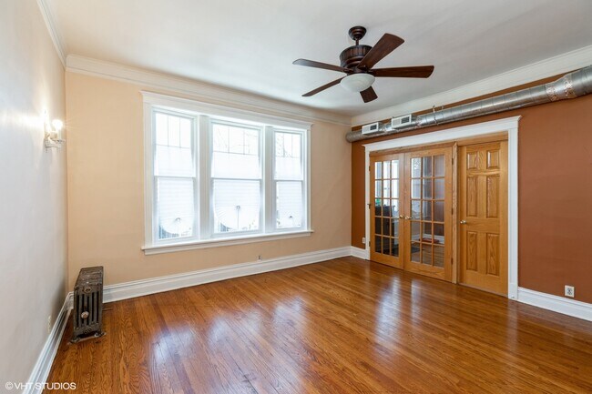 Foto del edificio - 6147 S Champlain Ave