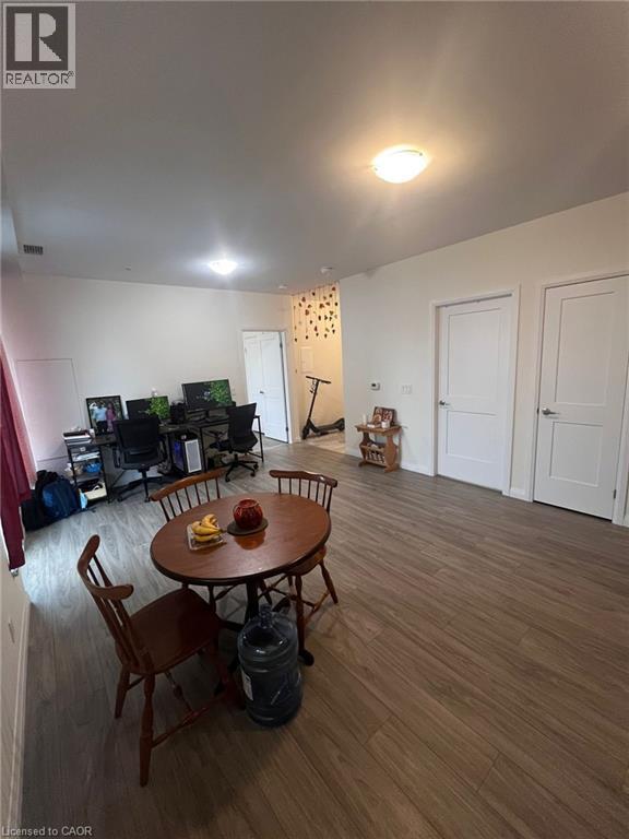 Building Photo - 104 Garment St