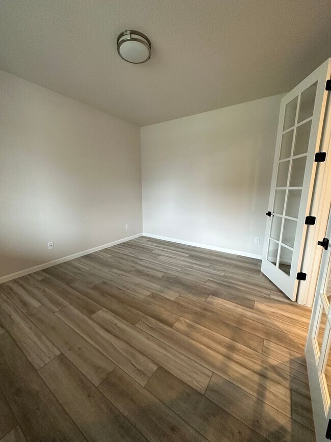 Foto del edificio - ---UPGRADED HOUSE---Single family house in...
