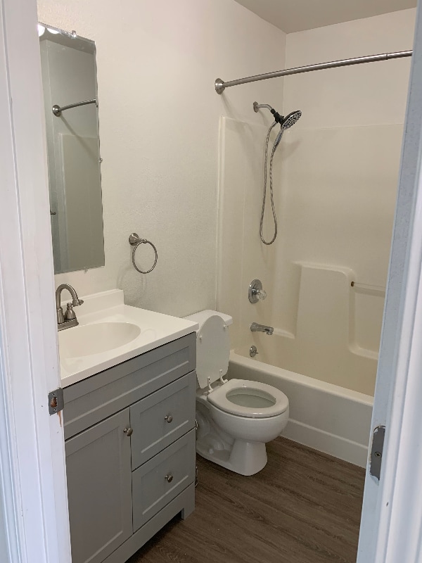 Foto del edificio - 5349 East Pkwy