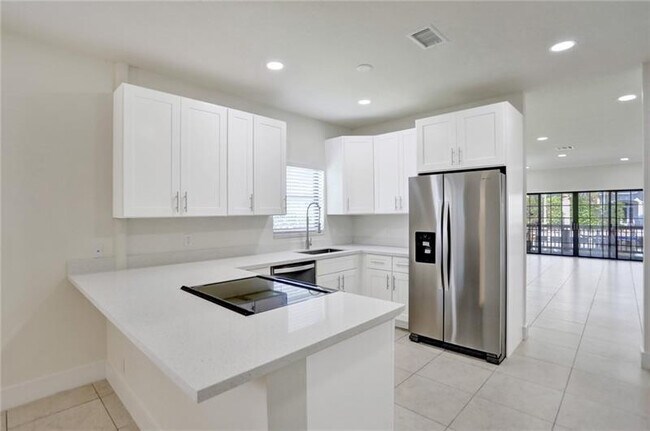 Foto del edificio - 4300 S Ocean Blvd