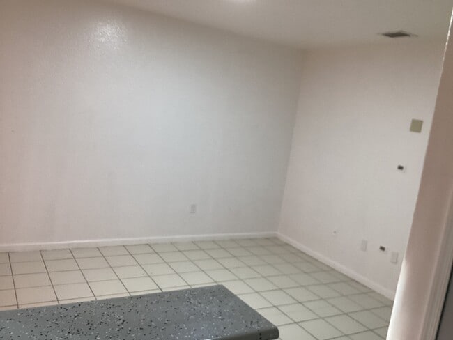 Foto del edificio - 2736 SE 15th Rd