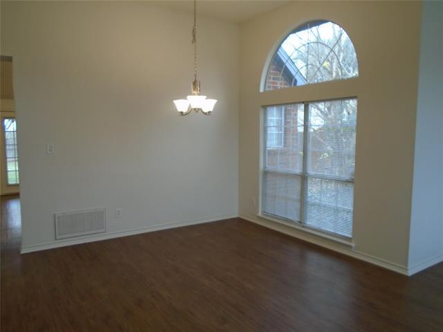Foto del edificio - 320 Pebblebrook Ln