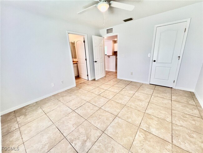 Foto del edificio - 3009 56th St W