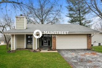 Building Photo - 1655 Woodman Dr