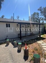 Building Photo - 35975 Glen Oaks Rd
