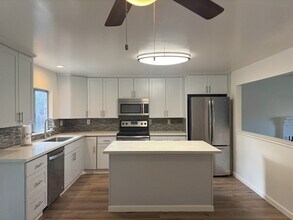 Building Photo - 2460 Brookside Way