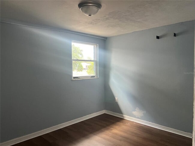 Building Photo - 5206 7th St