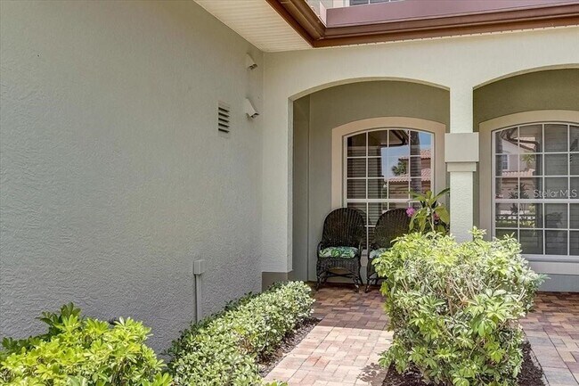 Building Photo - 8459 Miramar Way