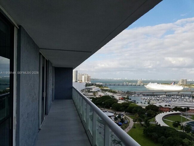 Foto del edificio - 50 Biscayne Blvd