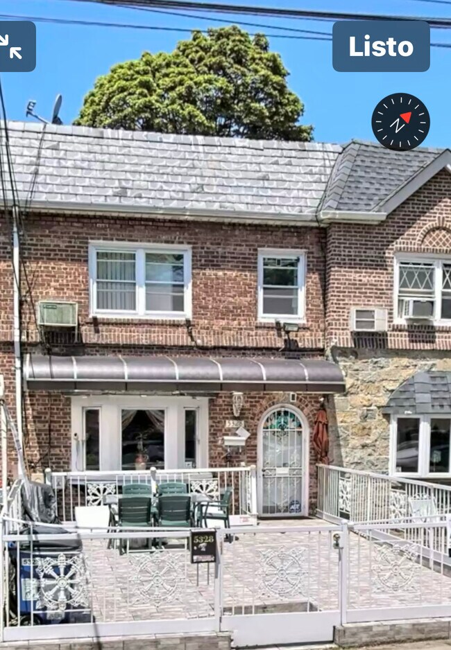 Very nice house very nice neighborhood very good neighborhood - 5328 63rd St