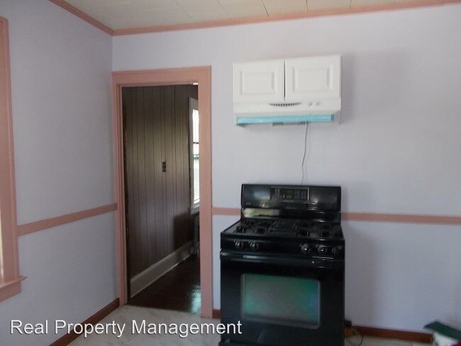 Foto del edificio - 258 Silver Ln