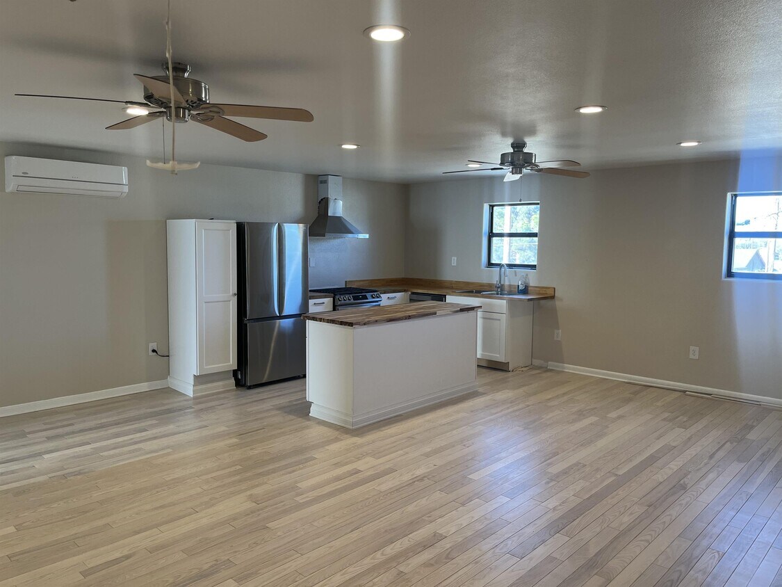 702 W Bullock Ave, Artesia, NM 88210 House Rental in Artesia, NM