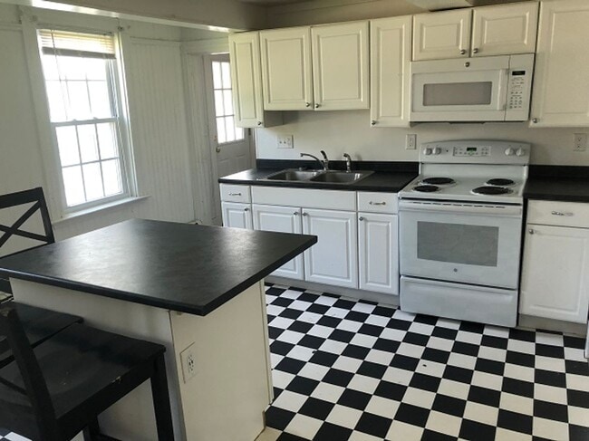 Foto del edificio - 2 Elm St