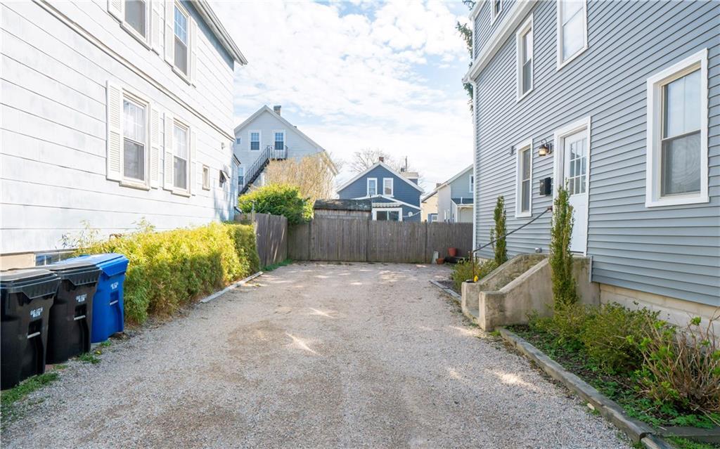 3 Sharon Ct Unit house, Newport, RI 02840 Apartment for Rent in