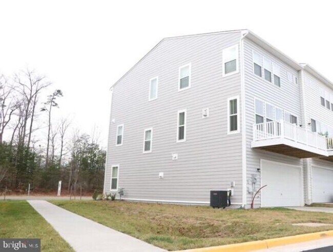 Building Photo - 13010 Jessica Grove Pl