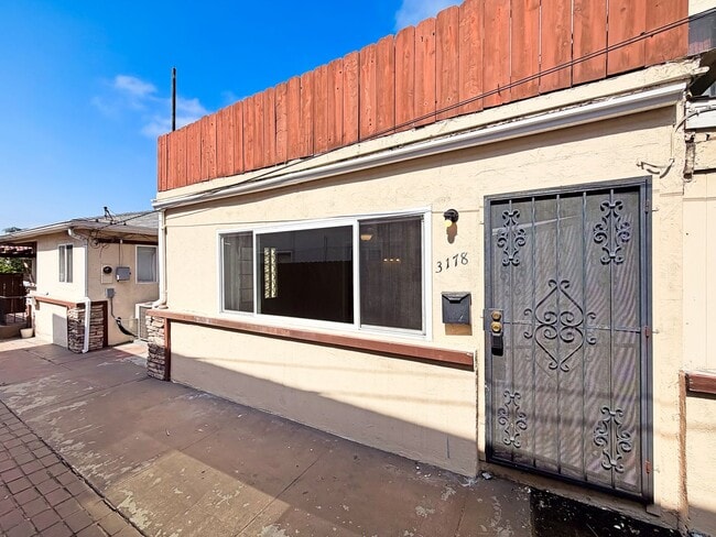 Foto del edificio - SD: 3BD/1.5BA Apartment in Normal Heights with Reserved Parking