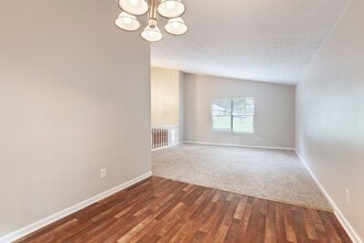 Building Photo - 9905 Lake Forest Way