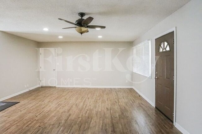 Building Photo - 5126 S Delaware Ave