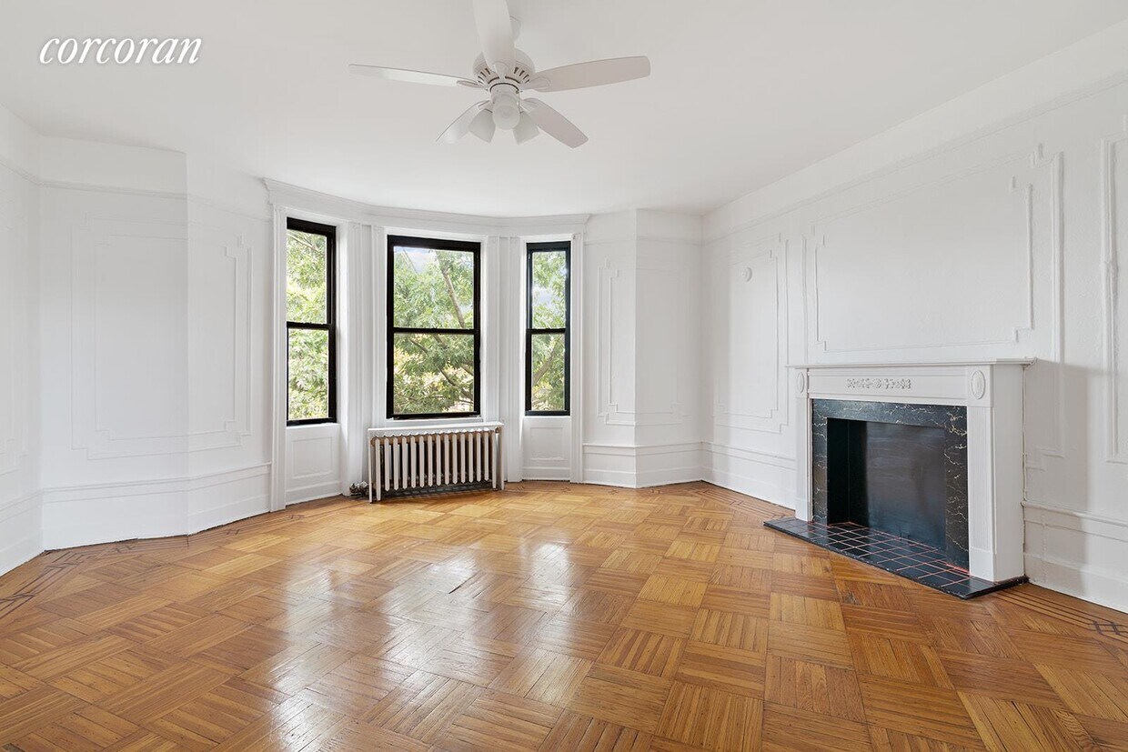 Primary Photo - 582 5th St