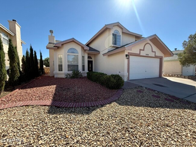 Building Photo - 7404 Luz De Lumbre Ave