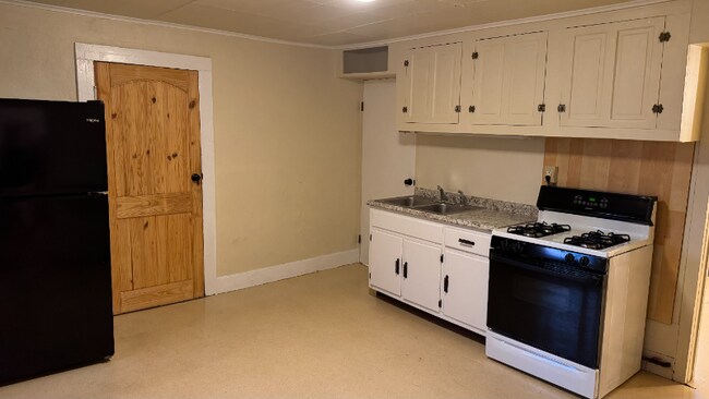 Foto del edificio - 412 E 5th St