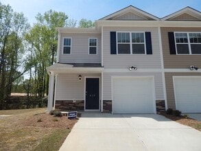 Building Photo - 610 Oakmont Valley Trl