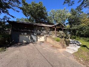 Building Photo - 179 Birchwood Ave