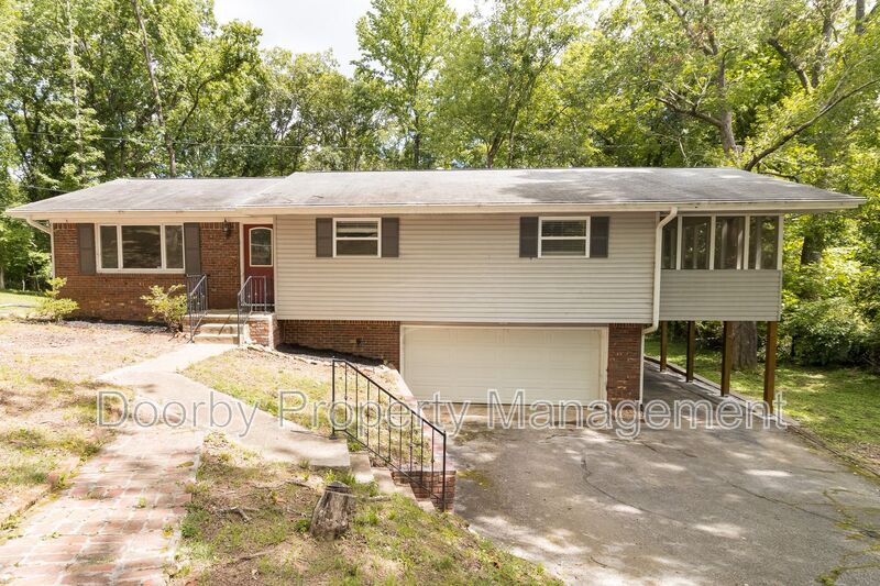 Foto principal - 805 Gloria Ln