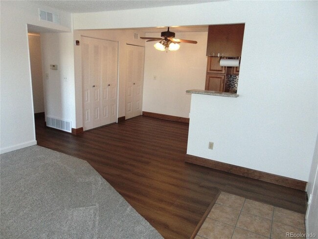 Building Photo - LOCATION LOCATION!! Newly updated 1-bed, 1...