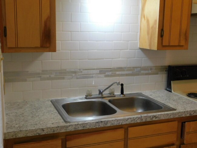 Foto del edificio - 1107-1109 Lutheran Church Rd