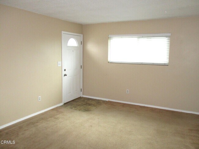 Foto del edificio - 851 W Crestwood Ave