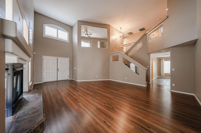 Foto del edificio - 15638 W Redfield Rd